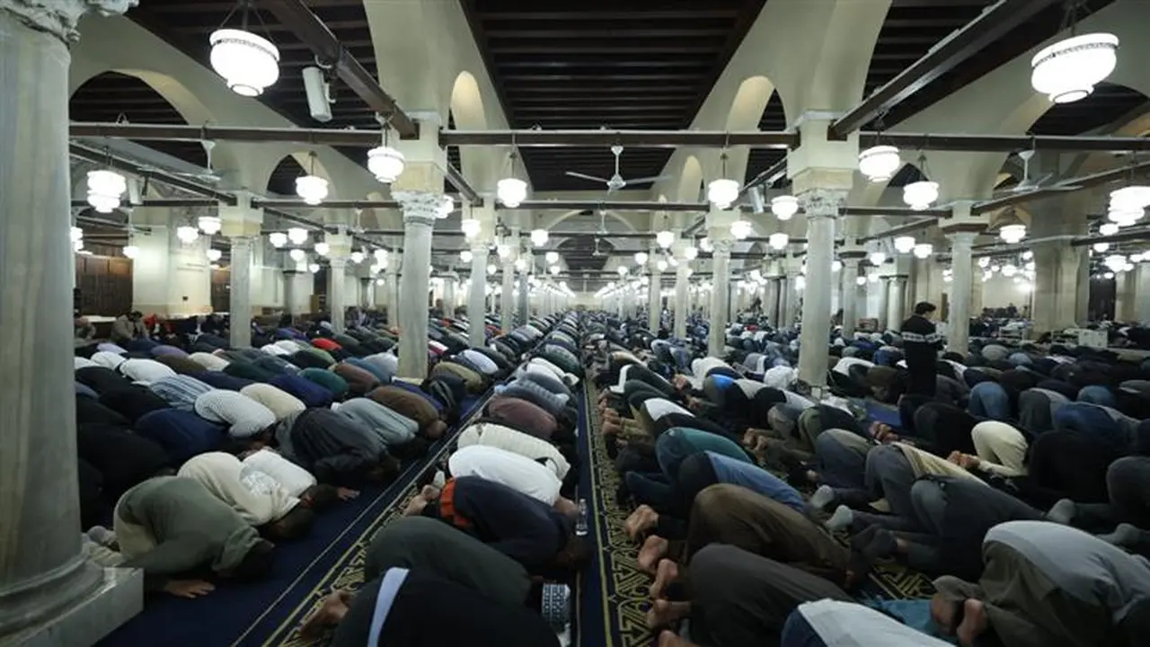 مواعيد الصلاة في القاهرة والمحافظات اليوم الأحد 5 أبريل 2026